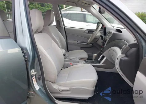 2011 Subaru Forester 2.5X z USA, uszkodzony, nr VIN JF2SHBBCXBH774234